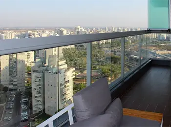 Albert Genau Balumax Balustrade & Railing System