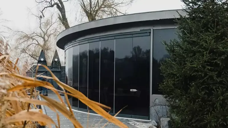 Horizontal Sliding Walls